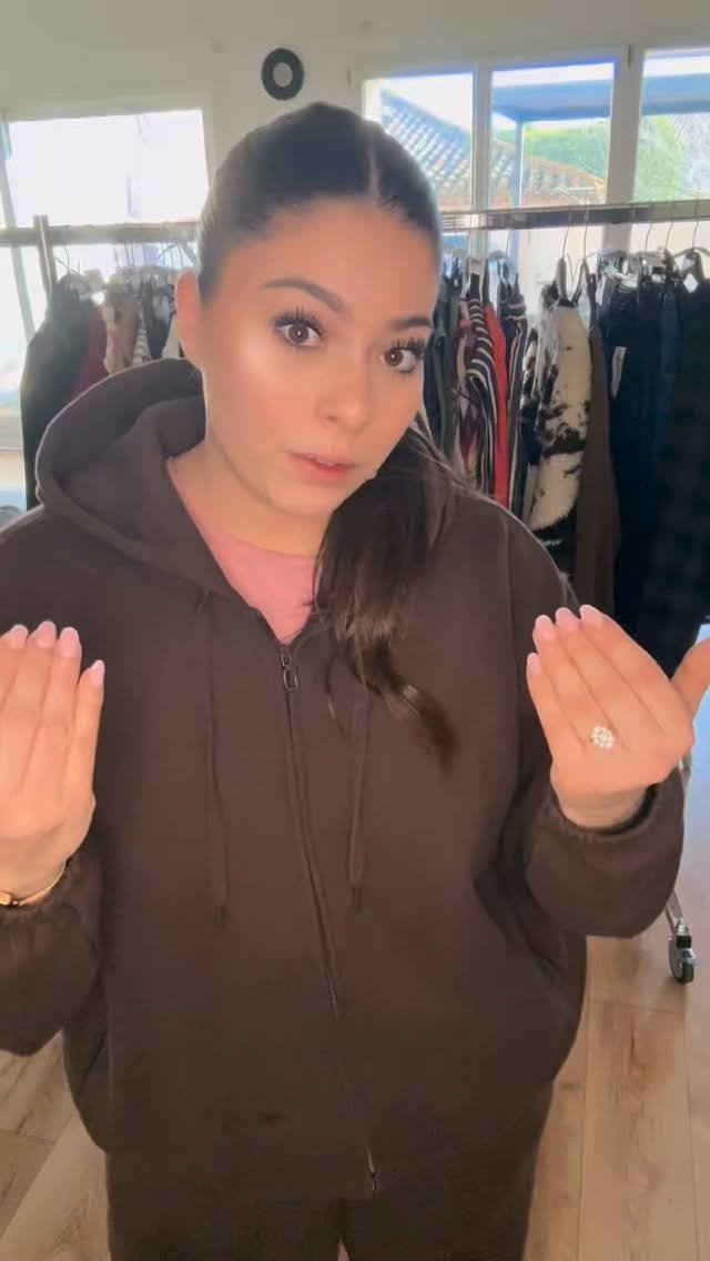 623152688 920301974005560 4901421394500295723 n