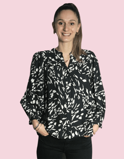 blouse à motif manches 3/4 - disponible chez Ailes de Rose, boutique à Coursan près de Narbonne