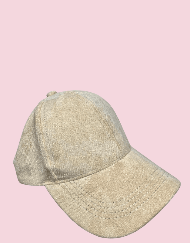 casquette daim - disponible chez Ailes de Rose, boutique à Coursan près de Narbonne