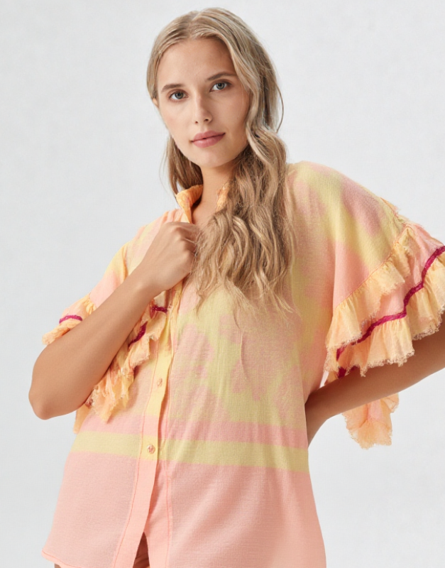 blouse à volants