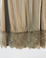 jupe longue satin et dentelle