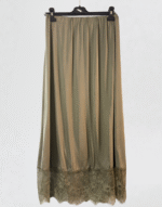 jupe longue satin et dentelle