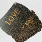 pochette love léopard