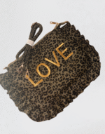 pochette love léopard
