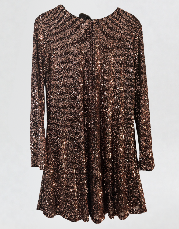 robe courte à sequins