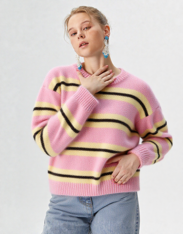 pull rose à rayures