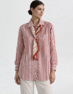 chemise rouge foulard